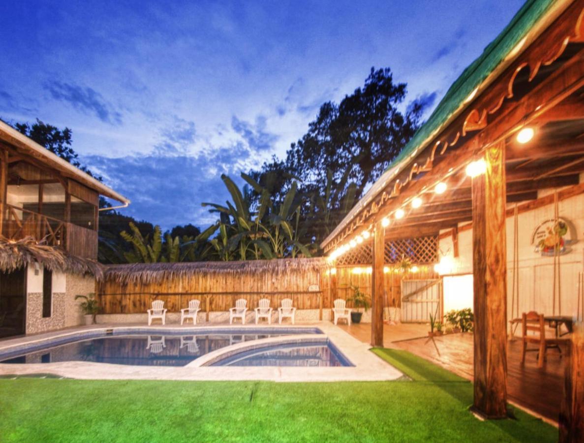 Hotel Liah'S Tortuguero Exterior photo