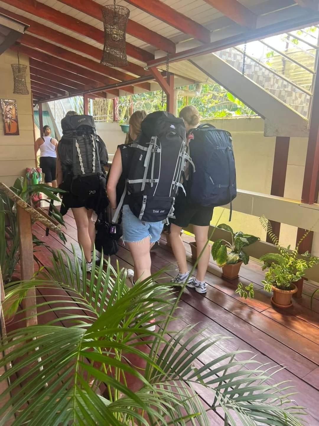 Hotel Liah'S Tortuguero Exterior photo